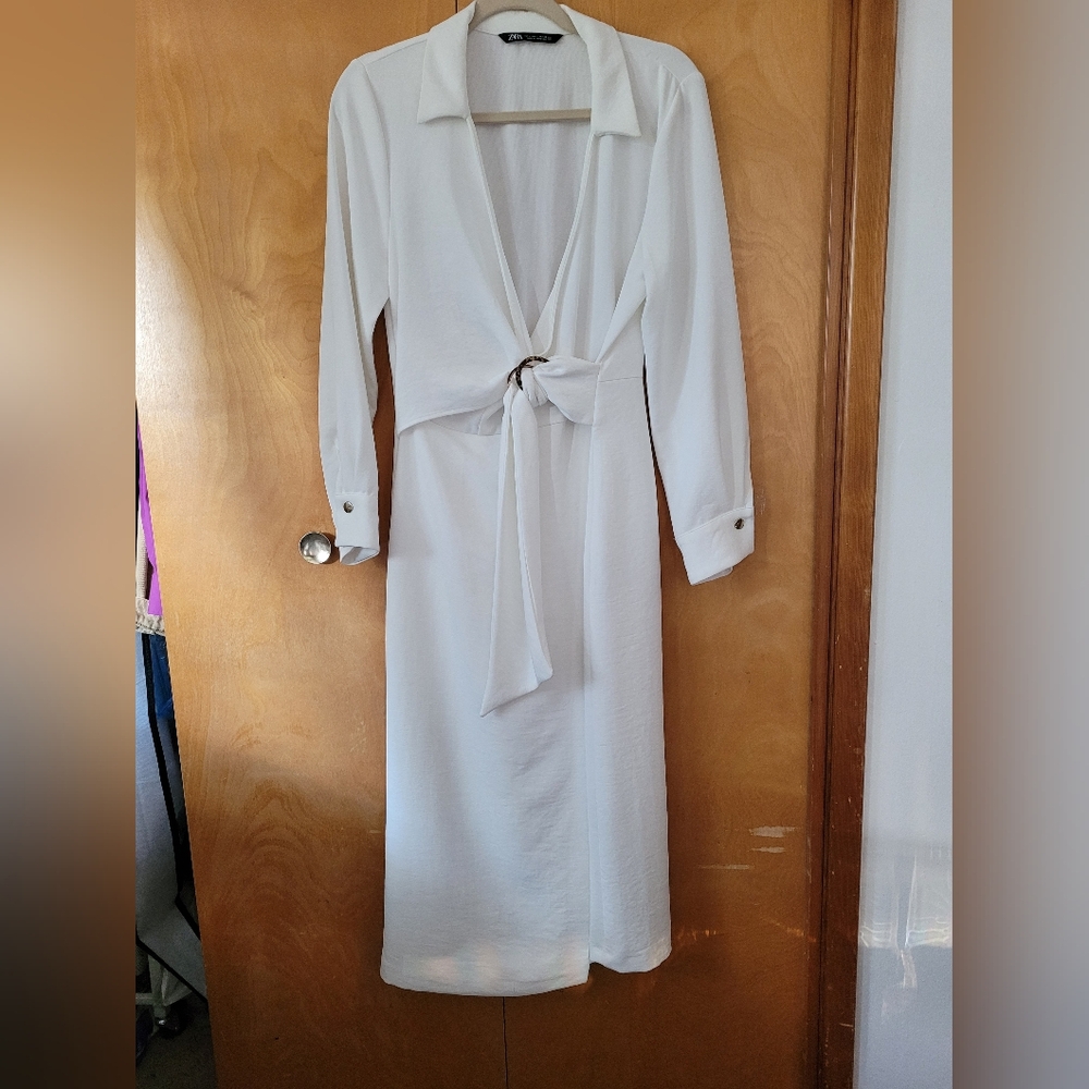 Zara Cream Long Sleeved Midi Dress Size L NWOT
